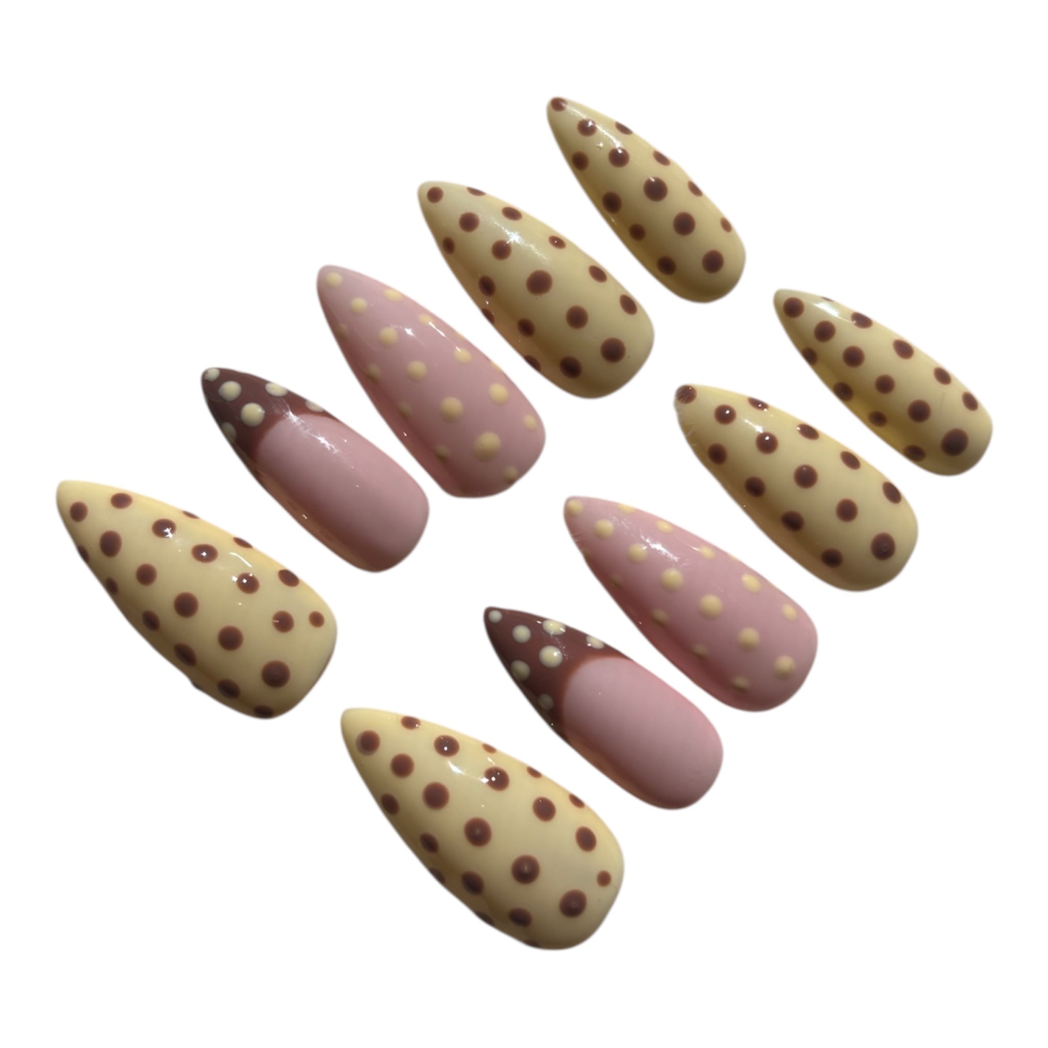 Mocha Polka: Handcrafted Almond Press-On Nail Set